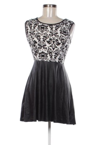 Rochie Unbranded, Mărime S, Culoare Multicolor, Preț 63,00 Lei, #137313159