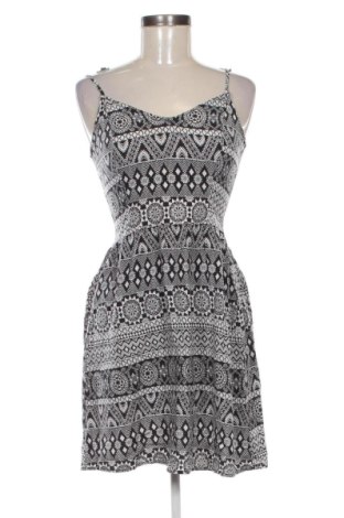 Рокля H&M, Размер S, Цвят Многоцветен, Цена 16,61 €, #137322474