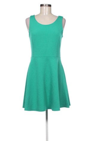 Рокля H&M, Размер L, Цвят Зелен, Цена 15,60 €, #137325365