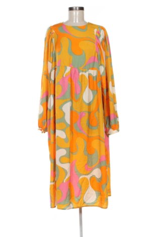 Рокля Vero Moda, Размер XL, Цвят Многоцветен, Цена 17,48 €, #137279231