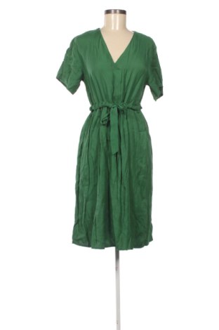 Rochie Trendyol, Mărime M, Culoare Verde, Preț 111,00 Lei, #137300817
