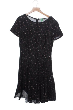 Рокля United Colors Of Benetton, Размер S, Цвят Многоцветен, Цена 16,00 €, #137335180