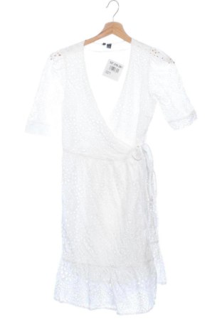 Sukienka Vero Moda, Rozmiar XS, Kolor Biały, Cena 41,94 zł, #137316391