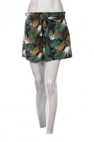 Pantaloni scurți de femei SHEIN, Mărime M, Culoare Multicolor, Preț 62,99 Lei, #127766946