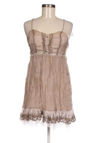 Kleid Laetitia, Größe M, Farbe Beige, Preis 52,99 €
