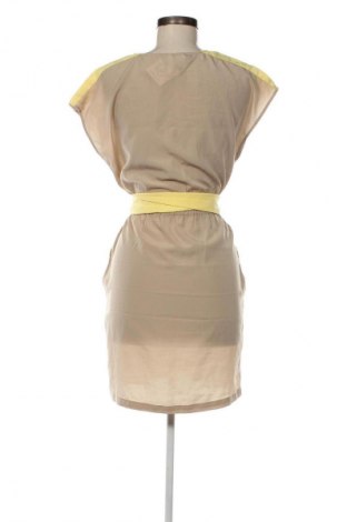 Šaty  Mango, Velikost M, Barva Vícebarevné, Cena  429,00 Kč