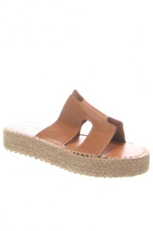 Γυναικείες παντόφλες RunnerBoss, Μέγεθος 38, Χρώμα  Μπέζ, Τιμή 34,99 €