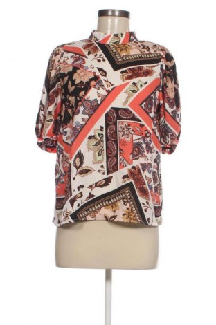 Damen Shirt Gina Tricot, Größe S, Farbe Mehrfarbig, Preis 2,99 €