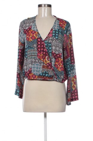 Damen Shirt Gina Tricot, Größe M, Farbe Mehrfarbig, Preis 1,99 €