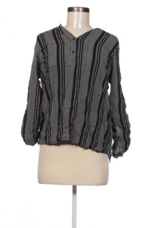 Γυναικεία μπλούζα Kaffe, Μέγεθος M, Χρώμα Πολύχρωμο, Τιμή 1,99 €