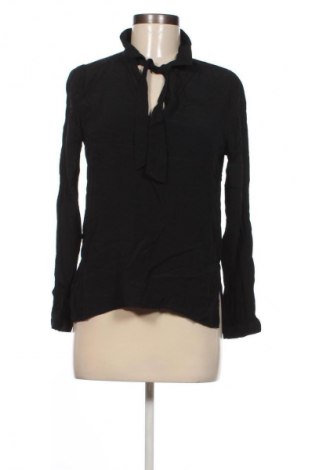 Дамска блуза ONLY, Размер S, Цвят Черен, Цена 2,04 €