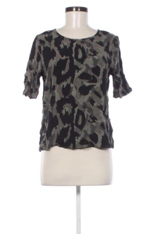 Damen Shirt Saint Tropez, Größe M, Farbe Mehrfarbig, Preis 3,99 €