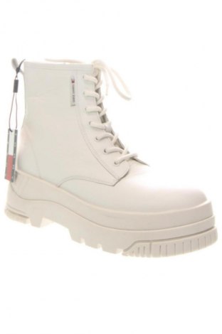 Дамски боти Tommy Jeans, Размер 39, Цвят Бял, Цена 145,71 €