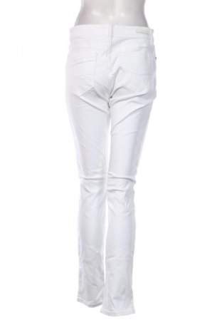 Γυναικείο Τζίν Cross Jeans, Μέγεθος M, Χρώμα Λευκό, Τιμή 4,99 €