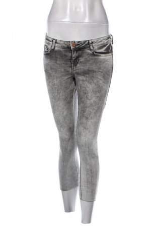 Damen Jeans Noisy May, Größe M, Farbe Grau, Preis 3,99 €