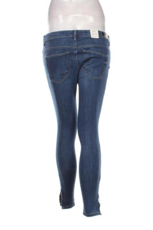 Dámske džínsy  ONLY Play, Veľkosť S, Farba Modrá, Cena  5,95 €