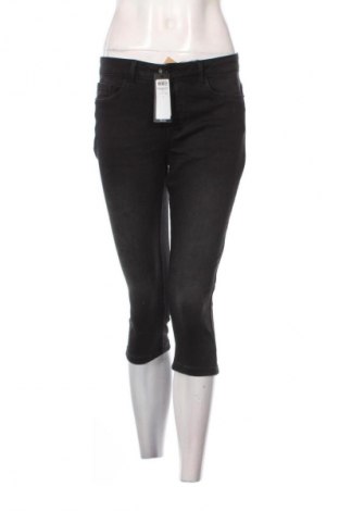 Дамски дънки Vero Moda, Размер S, Цвят Черен, Цена 4,60 €