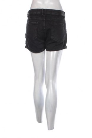 Дамски къс панталон Bershka, Размер M, Цвят Черен, Цена 3,06 €