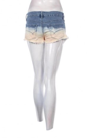 Дамски къс панталон BullHead, Размер S, Цвят Многоцветен, Цена 2,04 €