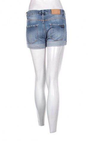 Дамски къс панталон H&M L.O.G.G., Размер S, Цвят Син, Цена 2,04 €
