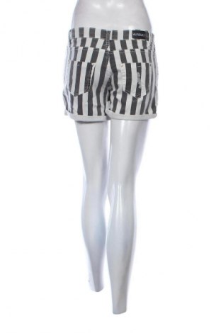 Дамски къс панталон Stitch & Soul, Размер M, Цвят Многоцветен, Цена 6,13 €