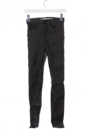 Дамски панталон Bershka, Размер XS, Цвят Черен, Цена 4,09 €
