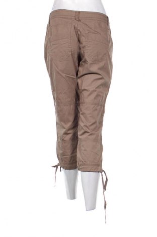 Дамски панталон Esprit, Размер L, Цвят Кафяв, Цена 3,06 €