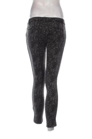 Damskie spodnie Gap, Rozmiar M, Kolor Kolorowy, Cena 20,99 zł