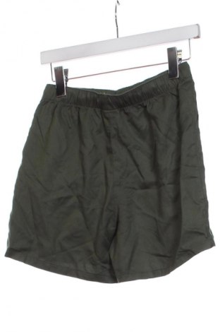 Детски къс панталон C&A, Размер 12-13y/ 158-164 см, Цвят Зелен, Цена 2,04 €