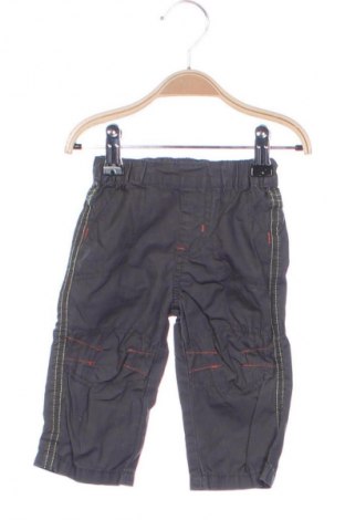 Детски панталон George, Размер 2-3m/ 56-62 см, Цвят Сив, Цена 2,04 €