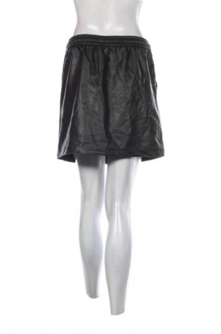 Кожена пола Esprit, Размер M, Цвят Черен, Цена 3,57 €