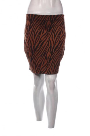 Пола Amisu, Размер S, Цвят Многоцветен, Цена 2,04 €