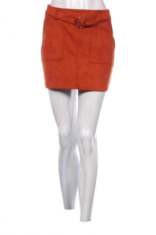 Пола Bershka, Размер S, Цвят Червен, Цена 3,57 €