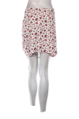 Пола ChicMe, Размер M, Цвят Многоцветен, Цена 2,04 €