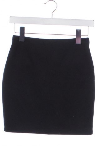 Пола Cubus, Размер XS, Цвят Черен, Цена 2,04 €