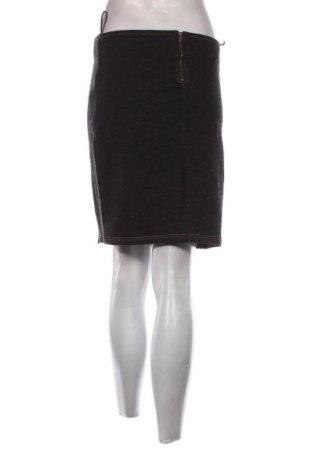 Пола Cubus, Размер M, Цвят Черен, Цена 2,04 €