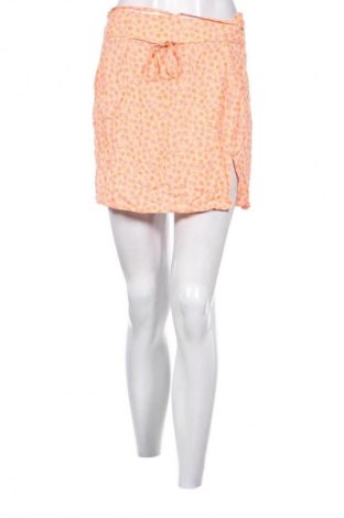 Пола Fb Sister, Размер S, Цвят Многоцветен, Цена 2,04 €