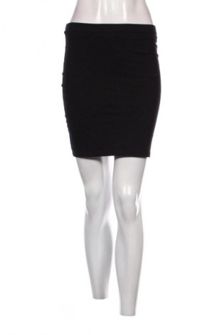 Пола H&M, Размер S, Цвят Черен, Цена 2,04 €