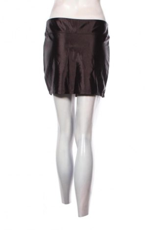 Пола H&M, Размер M, Цвят Черен, Цена 2,55 €