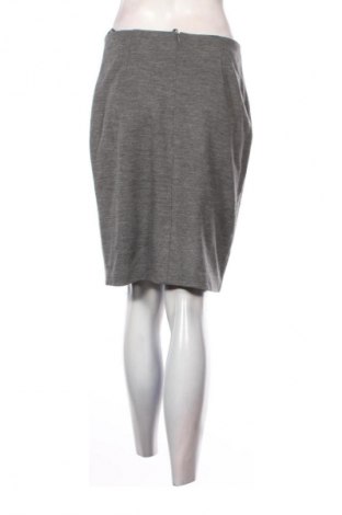 Пола Hallhuber, Размер M, Цвят Сив, Цена 2,04 €