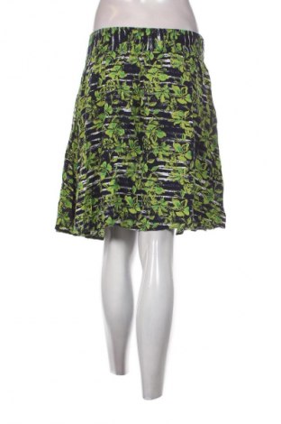 Пола Outfit, Размер L, Цвят Многоцветен, Цена 2,04 €