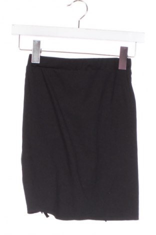 Пола SHEIN, Размер XS, Цвят Черен, Цена 2,04 €