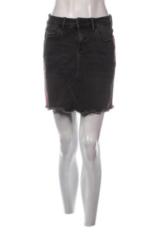 Szoknya Seven Sisters, Méret M, Szín Fekete, Ár 1 419 Ft