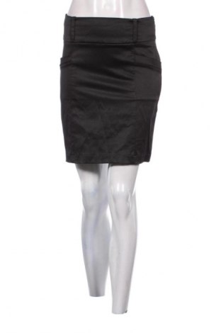 Пола Unbranded, Размер M, Цвят Черен, Цена 7,66 €