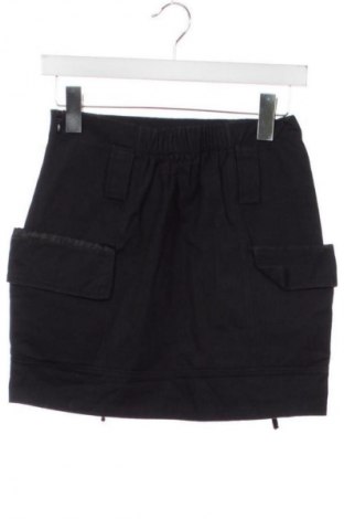 Пола Unbranded, Размер XS, Цвят Черен, Цена 2,55 €