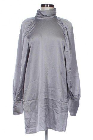 Ruha Benoa, Méret M, Szín Ezüstös, Ár 1 549 Ft