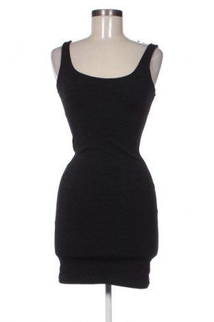 Šaty  Bershka, Velikost M, Barva Černá, Cena  129,00 Kč
