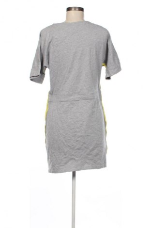 Рокля Blue Motion, Размер S, Цвят Сив, Цена 2,04 €