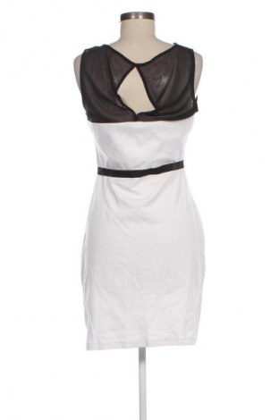 Kleid Body Flirt, Größe L, Farbe Weiß, Preis € 6,99