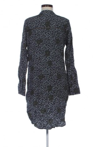 Šaty  Geisha, Velikost L, Barva Vícebarevné, Cena  219,00 Kč